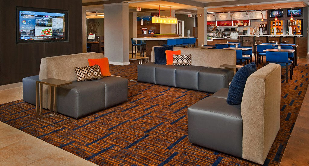 Courtyard By Marriott Frederick Hotel Exterior photo